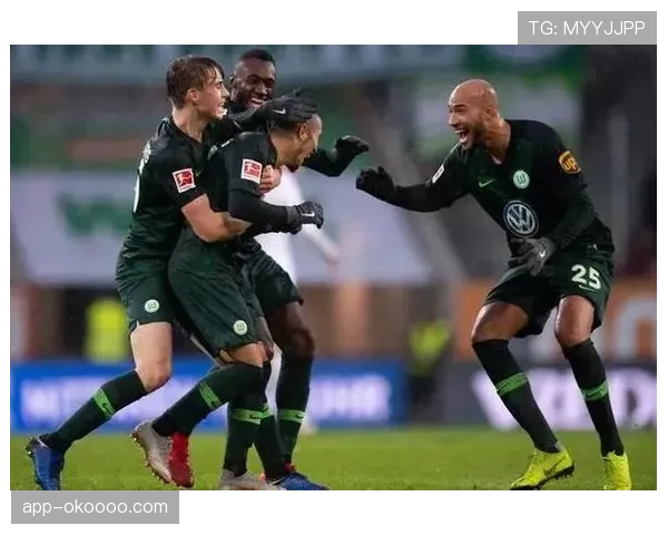 沃尔夫斯堡三分钟连入两球,逆转柏林联合 沃尔夫斯堡三分钟连入两球,逆转柏林联合