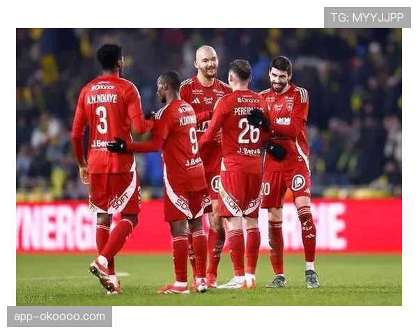 南特主场迎战朗斯,中场控制力成比赛关键 南特主场迎战朗斯,中场控制力成比赛关键