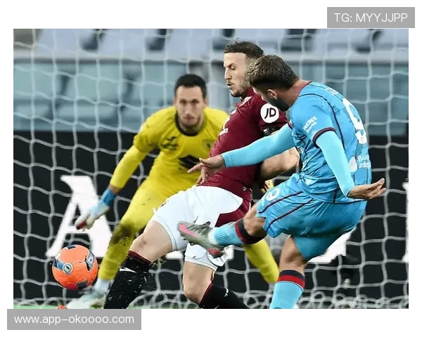 意甲二年级生科莫崛起，防守反击构建黑马传奇