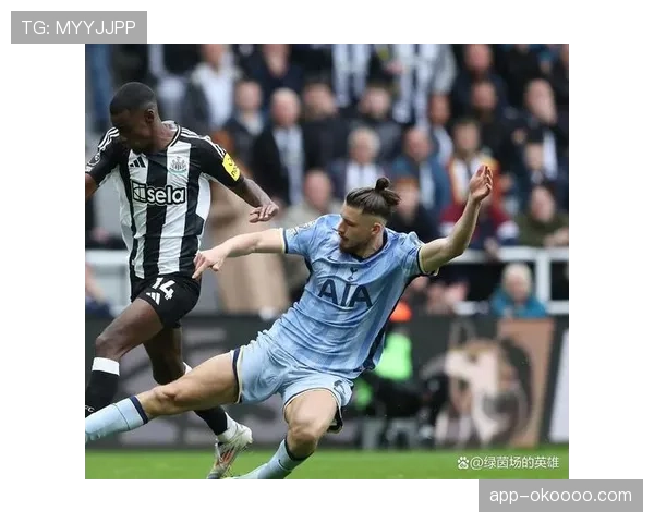 纽卡斯尔联新援中卫逐渐适应,二月比赛其空中对抗成功率稳步提升。 纽卡斯尔联新援中卫逐渐适应,二月比赛其空中对抗成功率稳步提升。